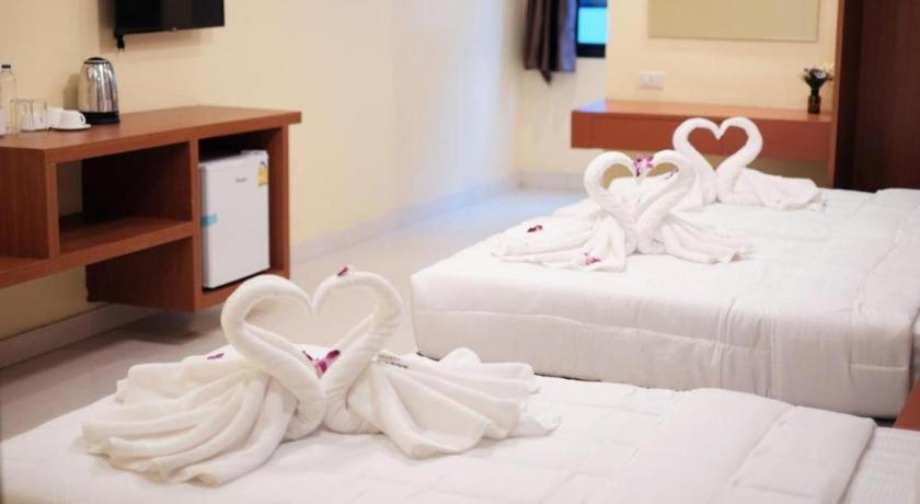 Rest@Ratchada Hotel Bangkok Bagian luar foto